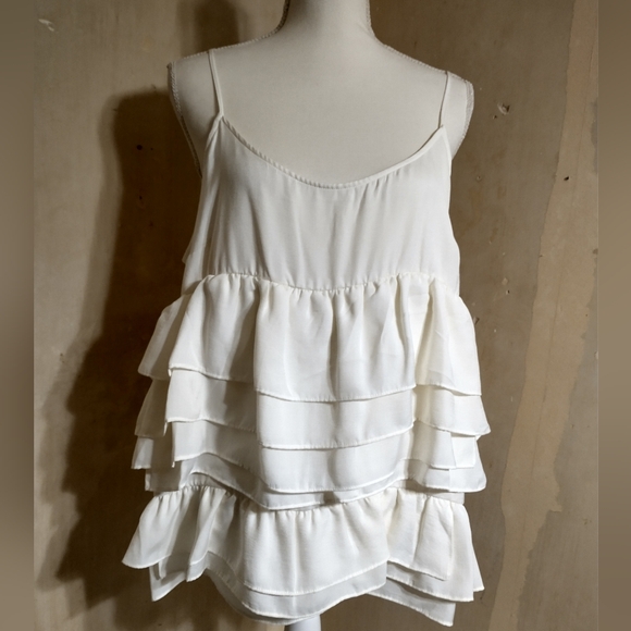 Off White Multi-Layered Ruffled Tank - Picture 8 of 9